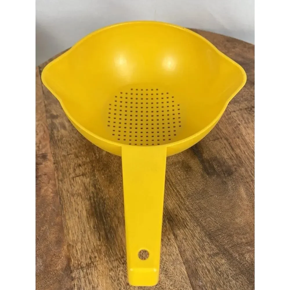 Tupperware 1970s vintage